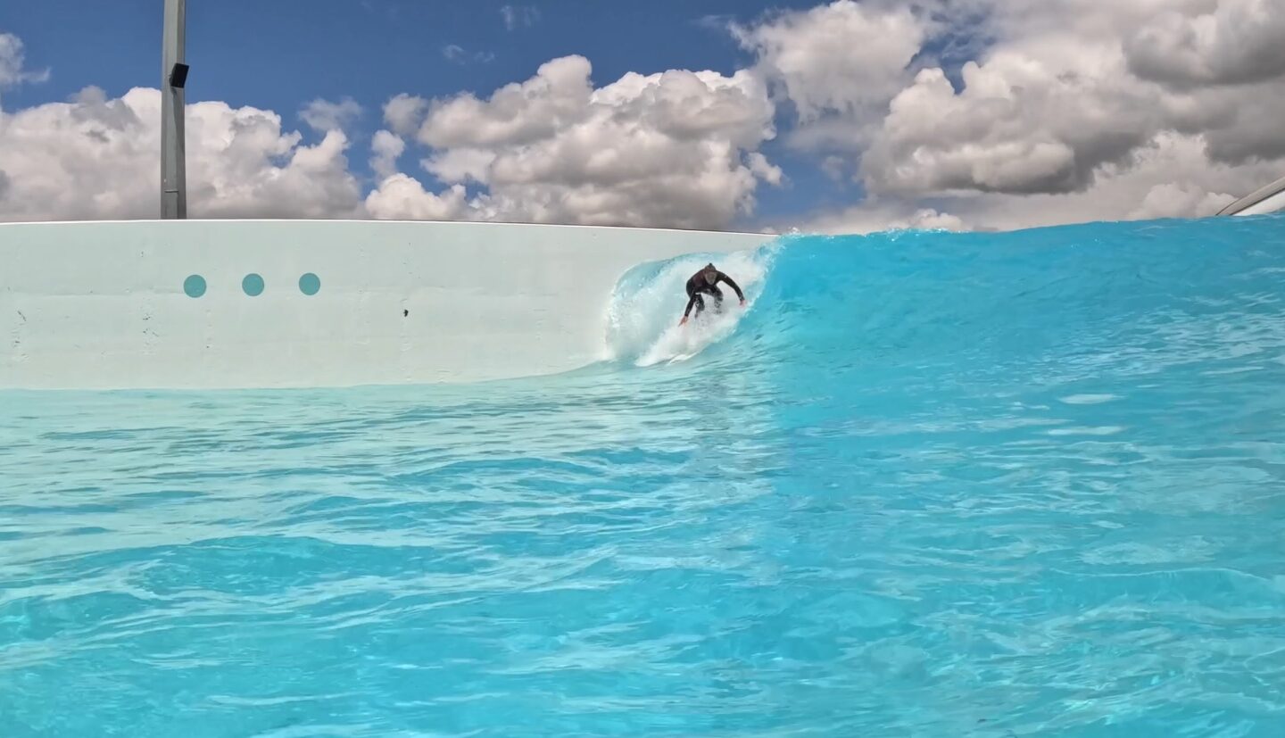 Angela Ball nosedive at URBNSURF Melbourne